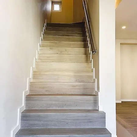 Townhouse *