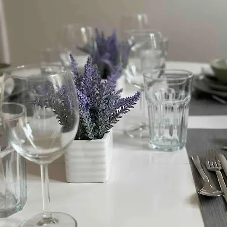 Apartment Townhouse *